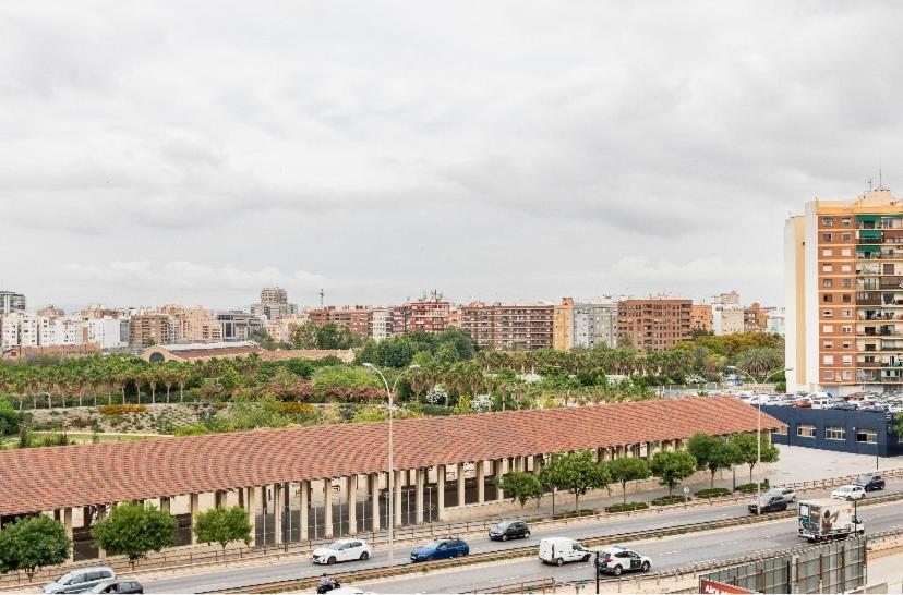 Private Room In Shared Apartment Valencia Workstay Экстерьер фото