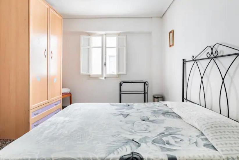 Private Room In Shared Apartment Valencia Workstay Экстерьер фото