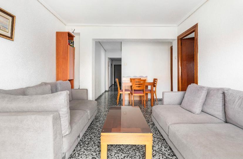 Private Room In Shared Apartment Valencia Workstay Экстерьер фото